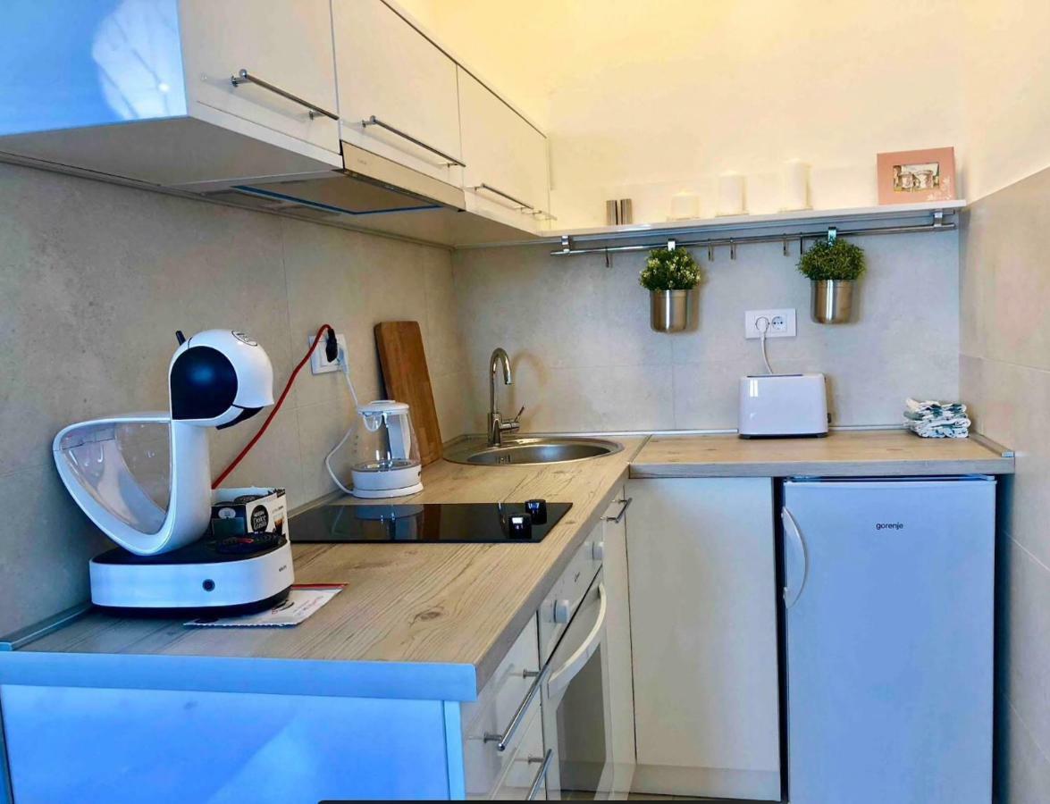 Uptown Mili Apartamento Belgrado Exterior foto